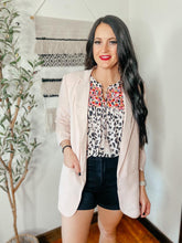 Load image into Gallery viewer, Chic In Pink Ruched 3/4 Sleeve Blazer