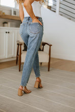 Load image into Gallery viewer, Josie Mid Rise Button Fly Boyfriend Jeans