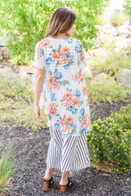 Load image into Gallery viewer, Wildflower Kimono in White